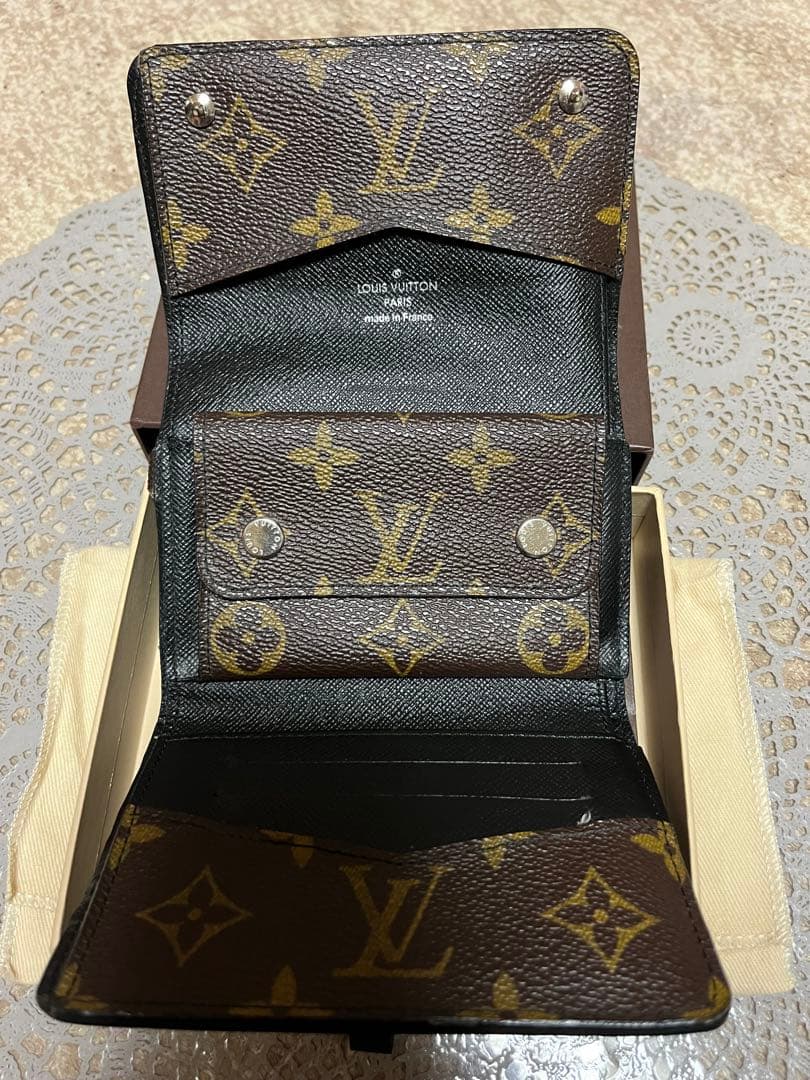 極美品　LOUIS VUITTON マカサーポルトフォイユコンパクト三つ折り財布