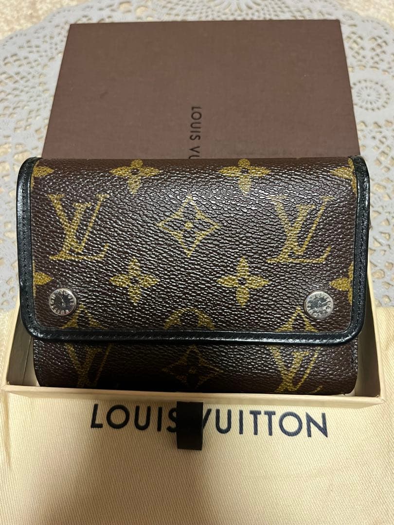 極美品　LOUIS VUITTON マカサーポルトフォイユコンパクト三つ折り財布