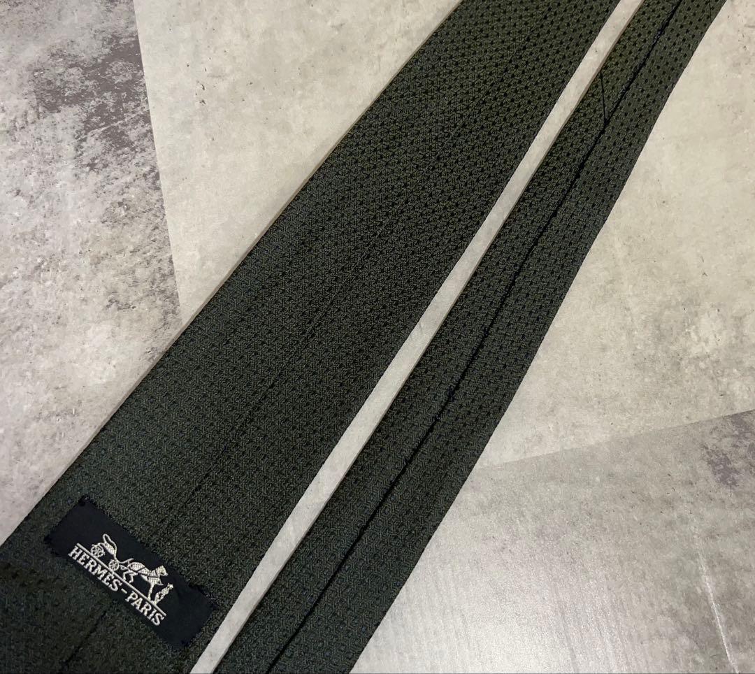 HERMES ネクタイ ハイブランド ソリッド カーキ