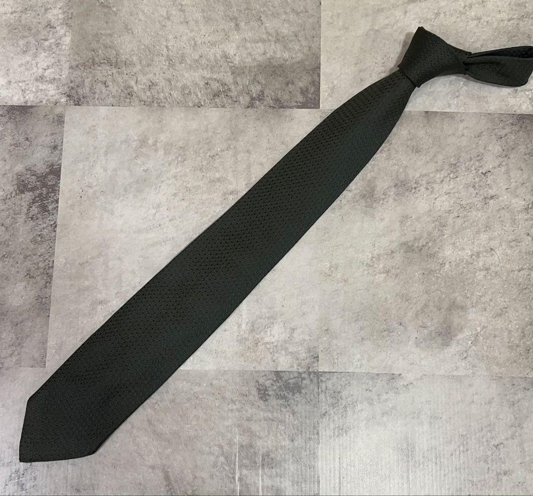 HERMES ネクタイ ハイブランド ソリッド カーキ