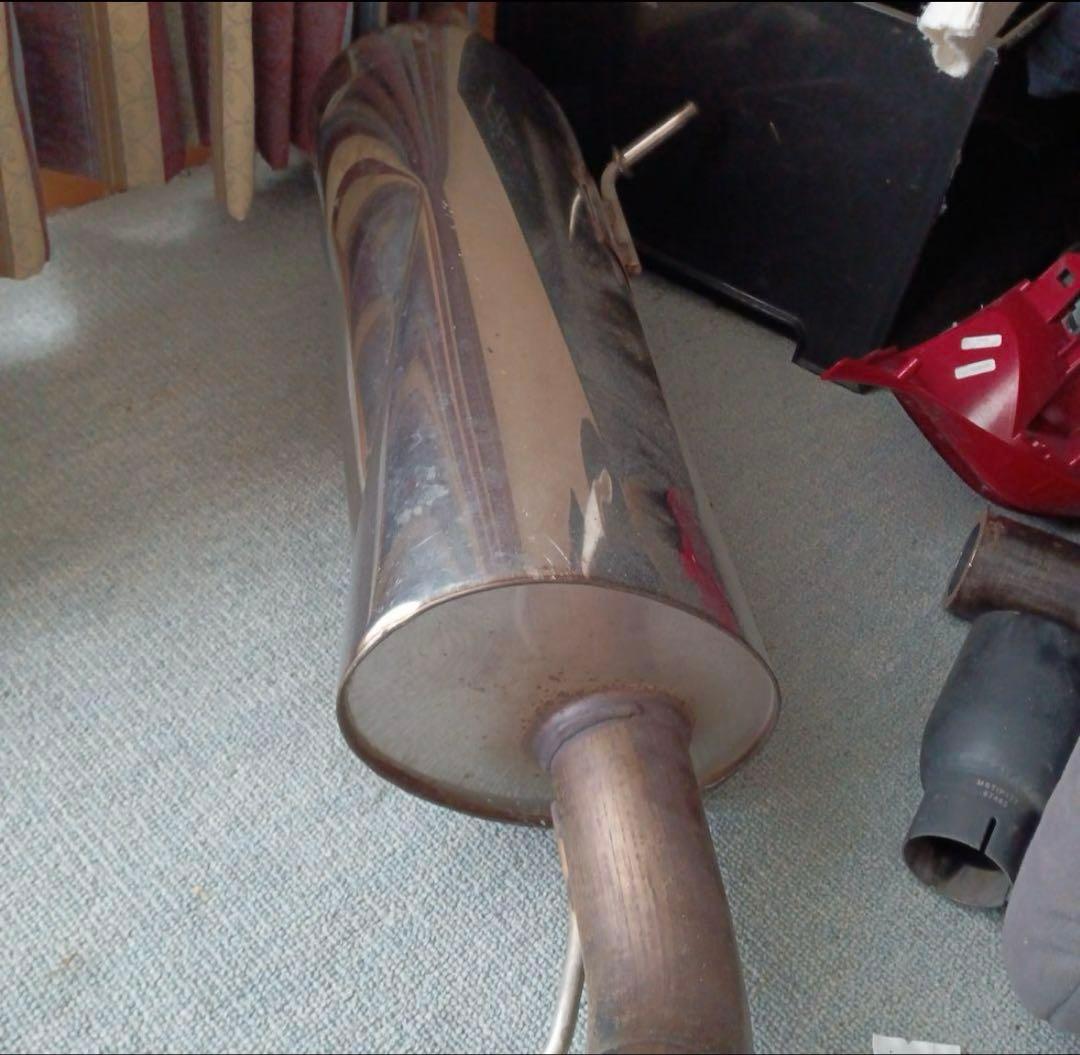 プジョー　208 社外マフラー