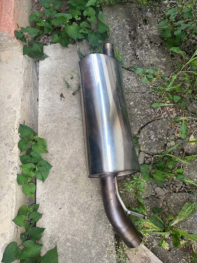 プジョー　208 社外マフラー