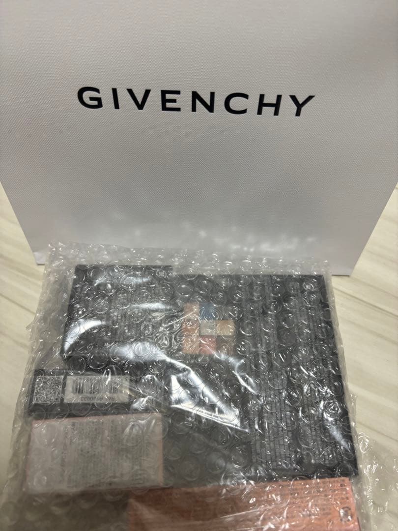 GIVENCHY 福袋2026 ラッキーバッグ　Ｂ