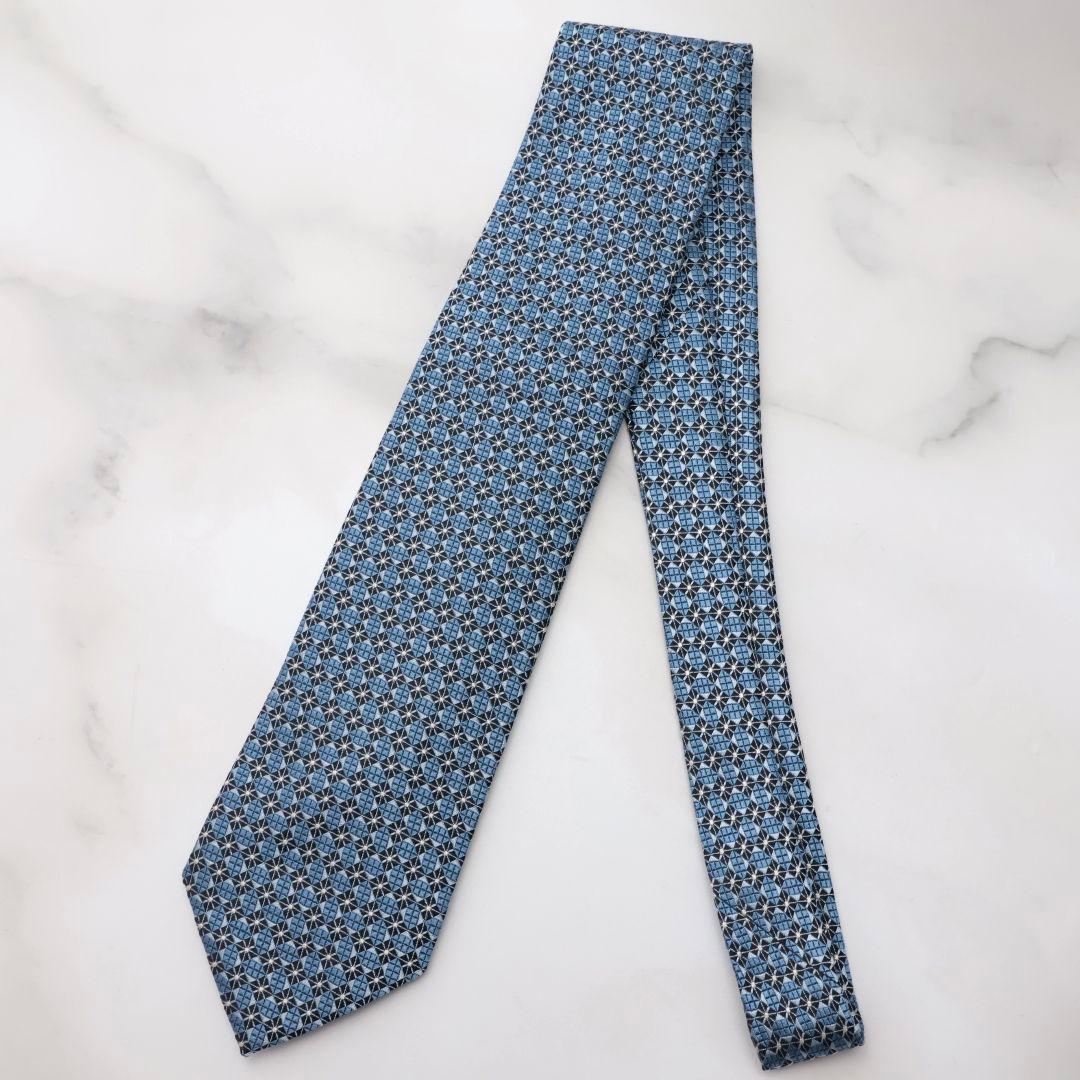 未使用に近い ゼニア ネクタイ 青色系 イタリア製