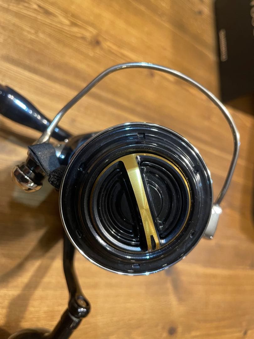 シマノ　20ステラSW6000XG 　超美品　実釣一回の2時間使用