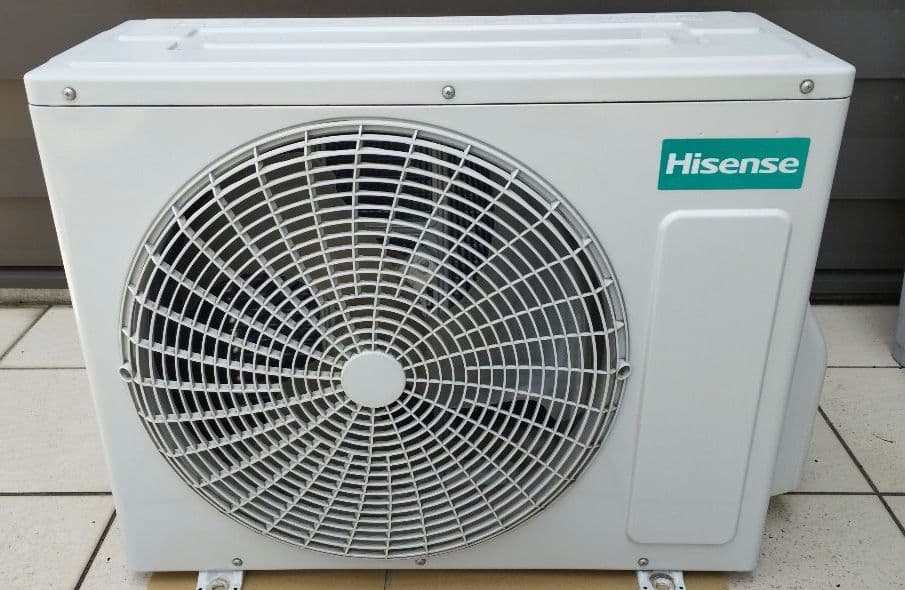 ハイセンスエアコン2.2kw　HA-S22DE9-W 2021年製 リモコン付