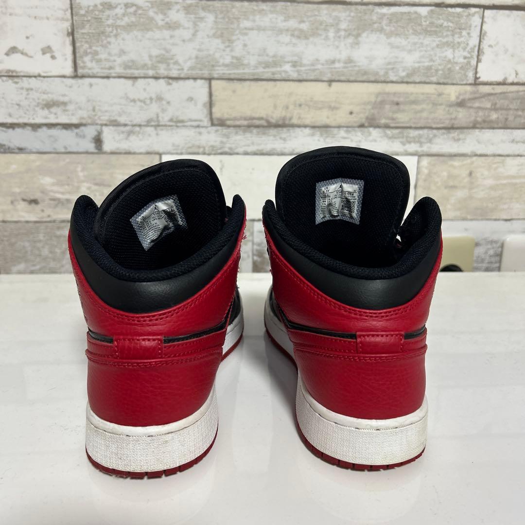 Nike Air Jordan 1 Mid 赤黒