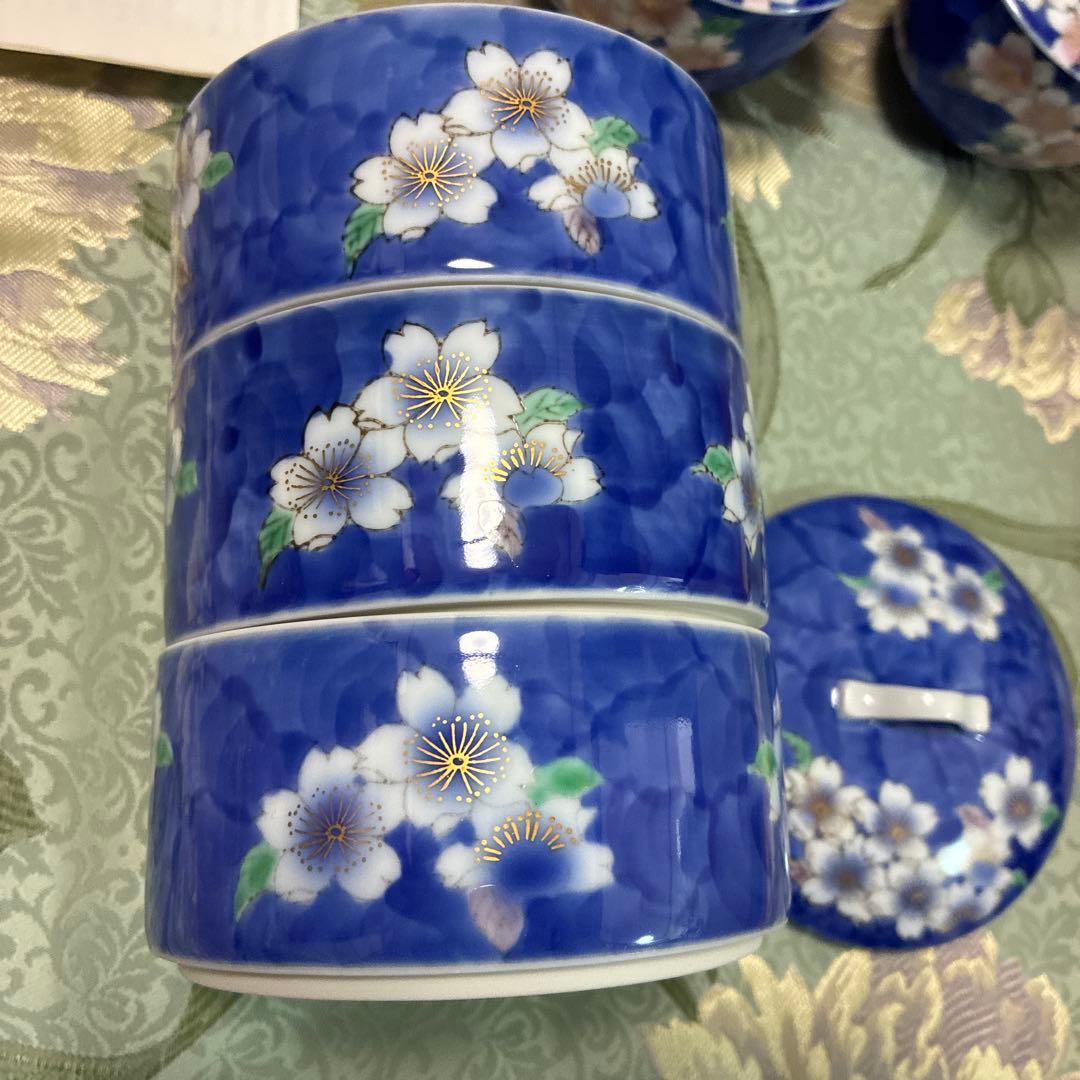 中古品！　深川製磁　桜花紋 角皿 湯呑み　重箱　桜　花柄　青色