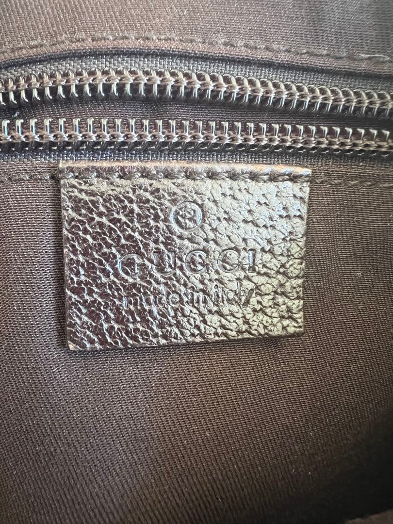 GUCCI GGモノグラム ショルダーバッグ