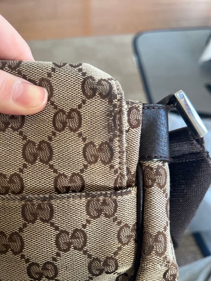 GUCCI GGモノグラム ショルダーバッグ