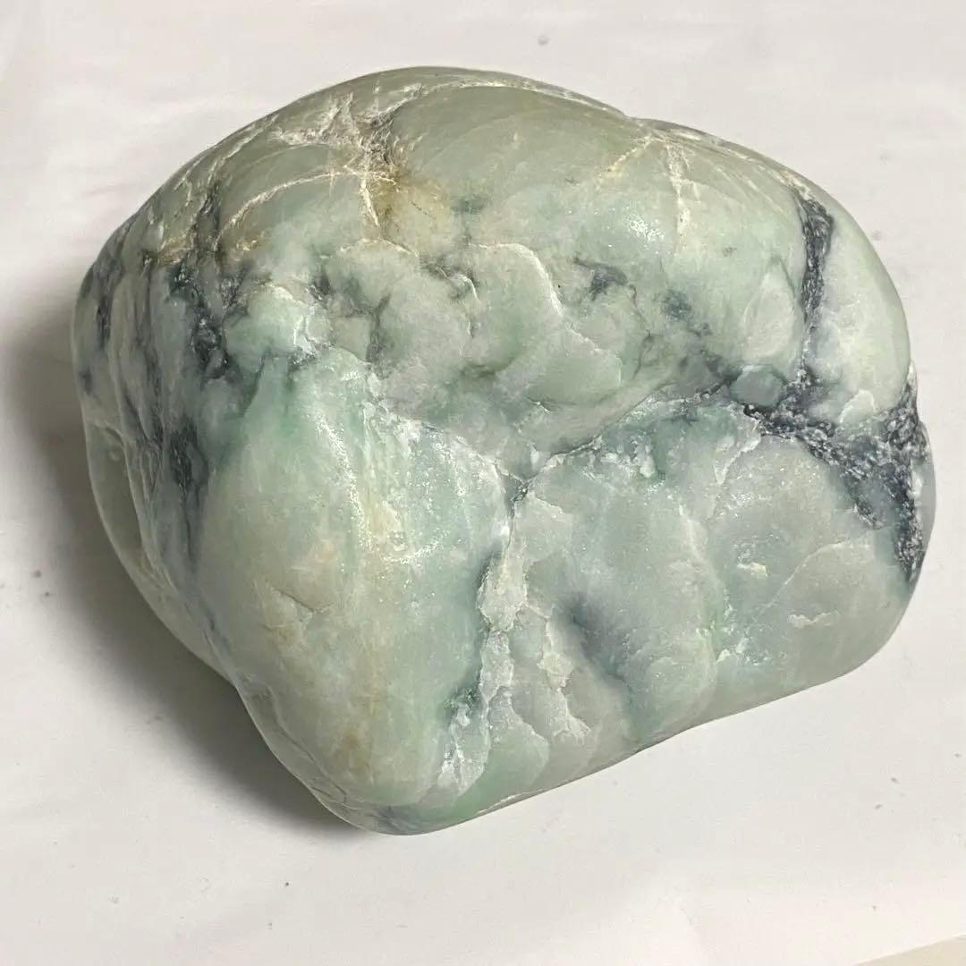 糸魚川翡翠　上質　白緑　小滝圧砕　1053g