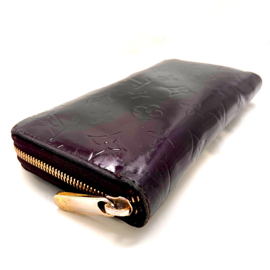 ルイヴィトン ヴェルニ アマラント ジッピーウォレット モノグラム M93522