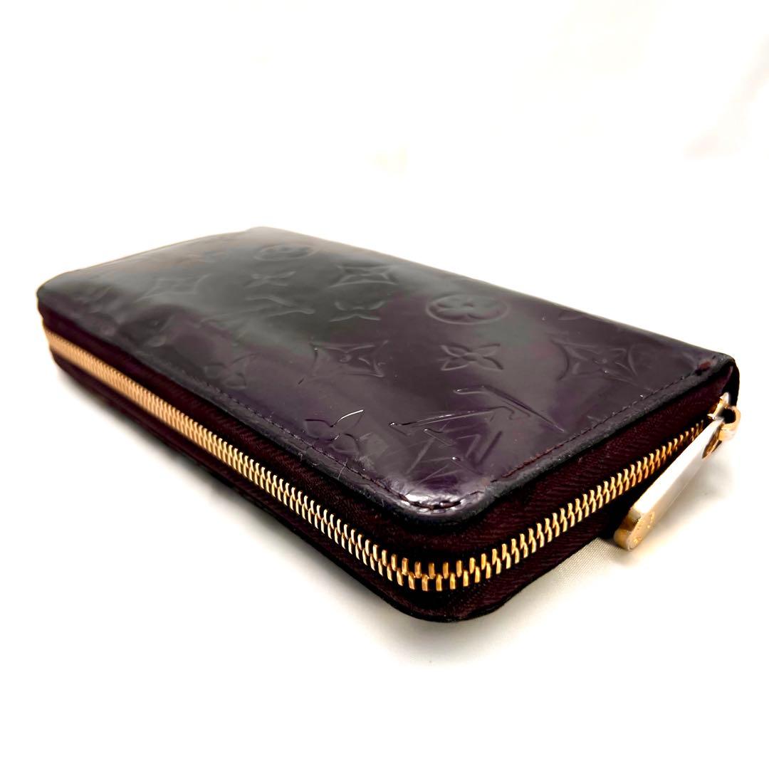 ルイヴィトン ヴェルニ アマラント ジッピーウォレット モノグラム M93522