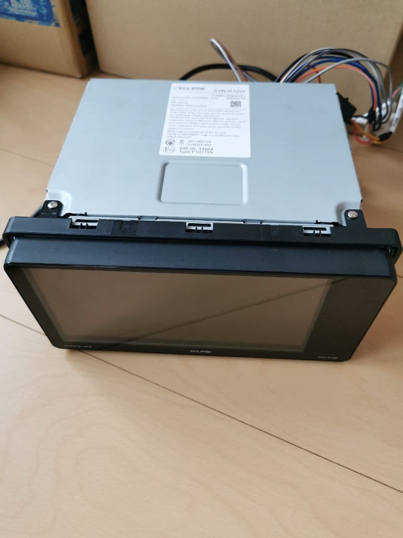 イクリプス　カーナビ　AVN−R10W