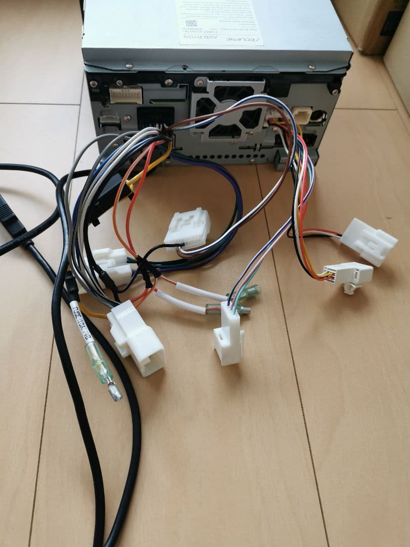 イクリプス　カーナビ　AVN−R10W