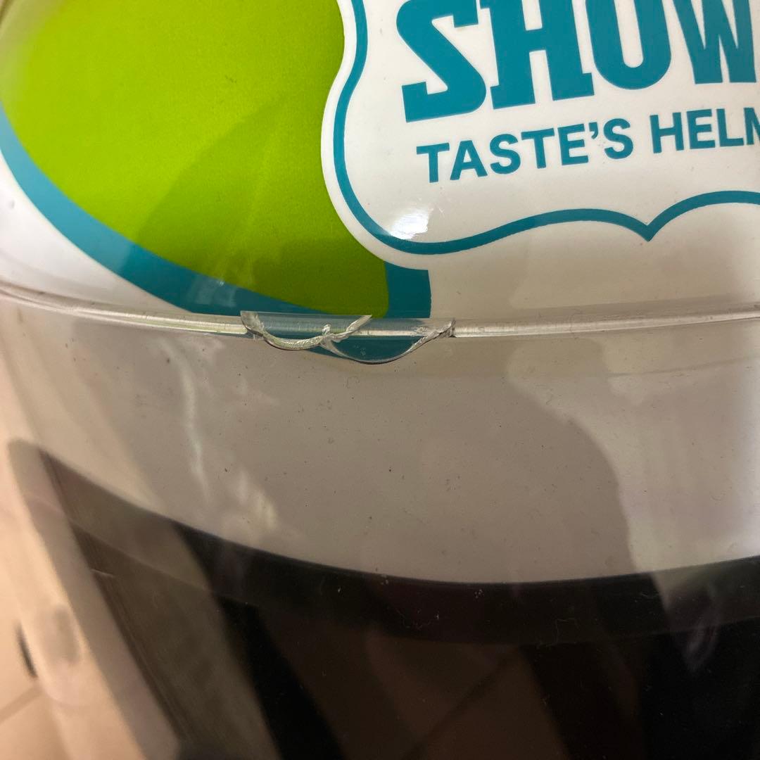 あ*ー様 族ヘルKaminari フルフェイスヘルメット ホワイト グリーン