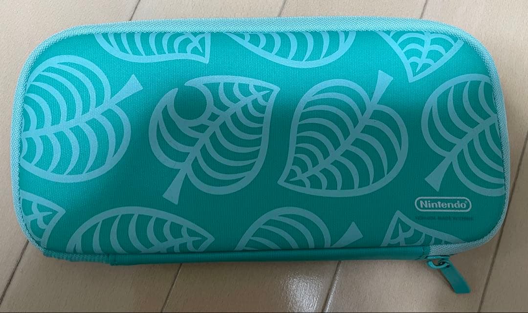 Nintendo Switch Lite ポケモン　ザシアン・ザマゼンタ