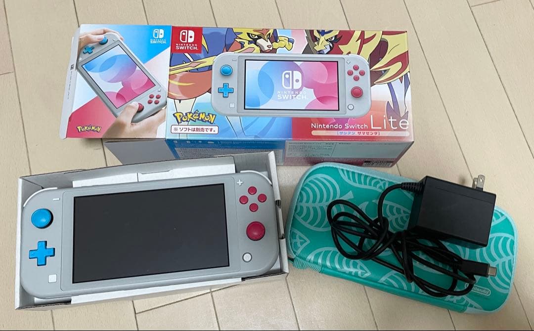 Nintendo Switch Lite ポケモン　ザシアン・ザマゼンタ