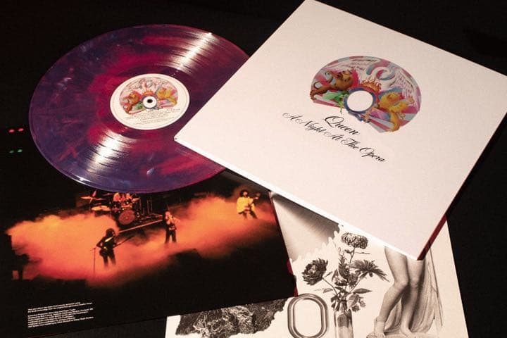 オペラ座の夜　マルチカラーレコード　新品未開封　クイーン　Queen