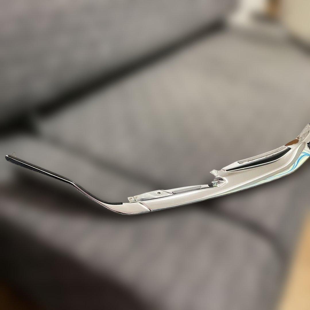 引取限定　プリウスα後期ツーリング専用モデリスタフロントスポイラー