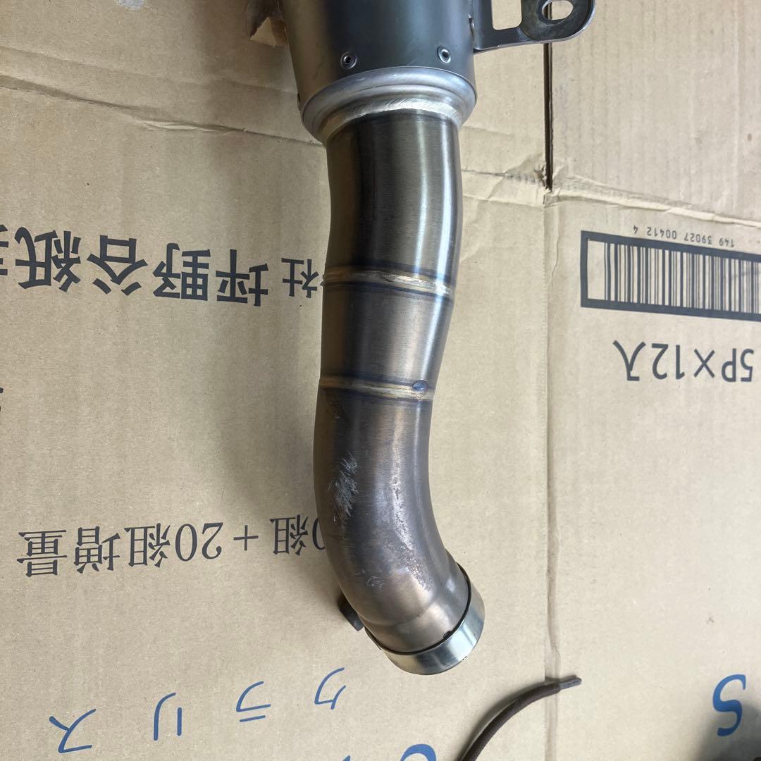 Akrapovic マフラー