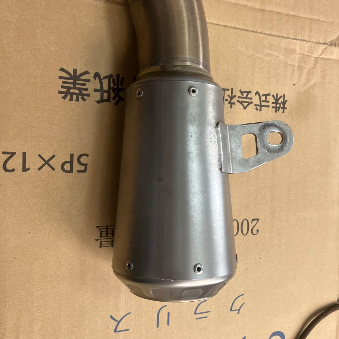 Akrapovic マフラー