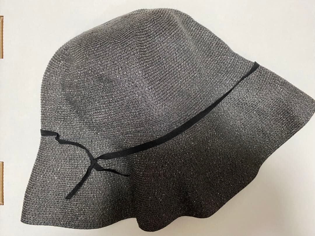 【mature ha.】マチュアーハ BOXED HAT ブラック　麦わら帽子