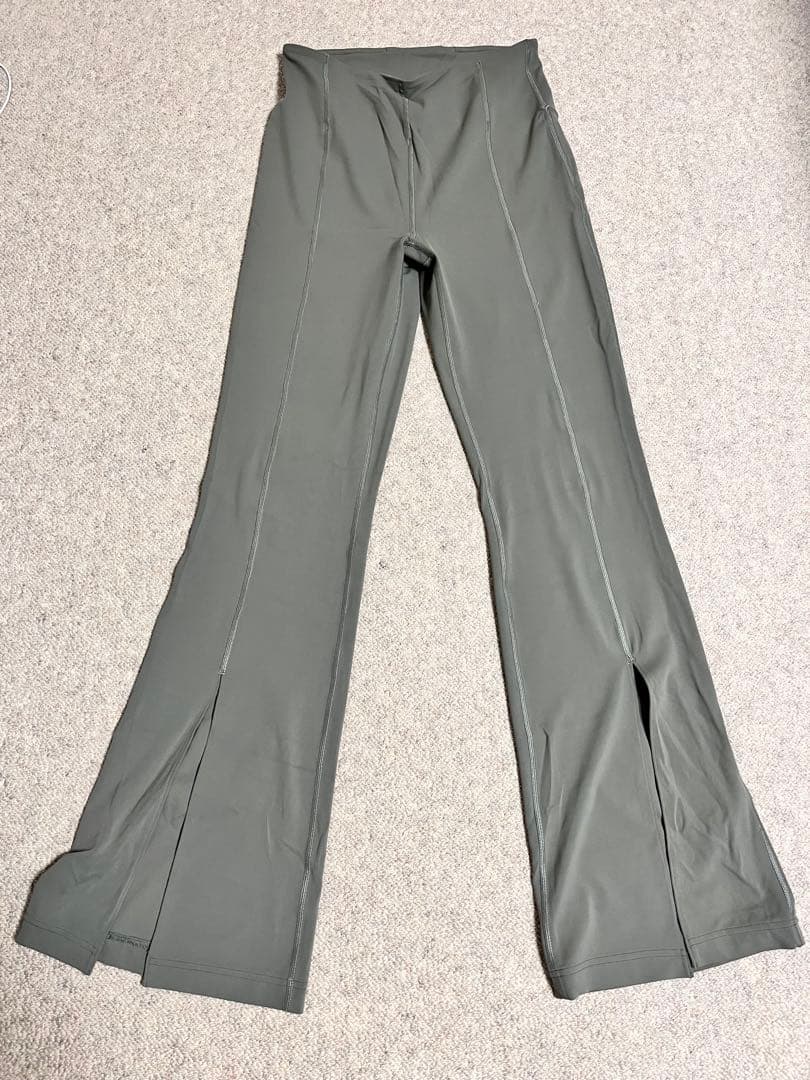 Lululemon In the groove flare pant サイズ8
