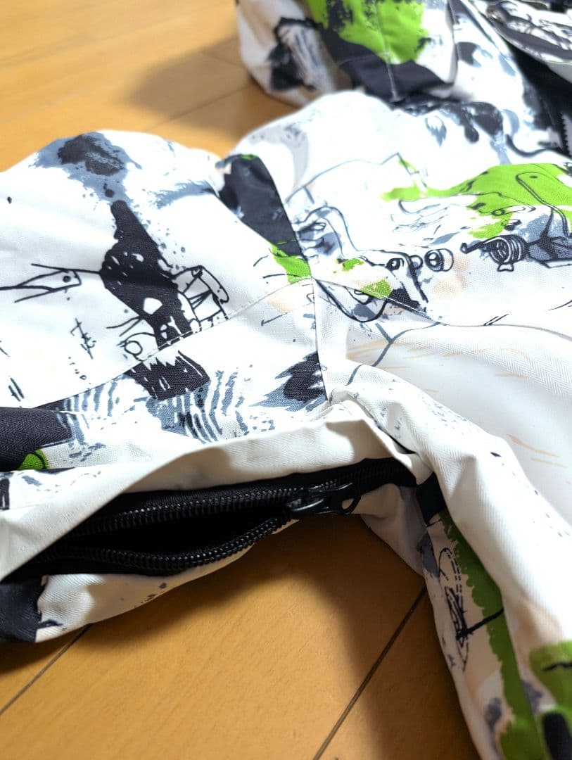 【新品タグ付】スキーウェア上下セット MUTU（ムータスノー）メンズ　М