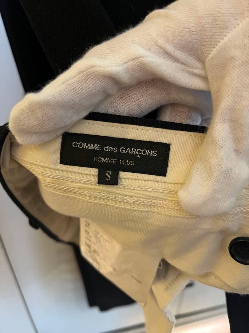 COMME des GARÇONS HOMME PLUS 黒スーツ