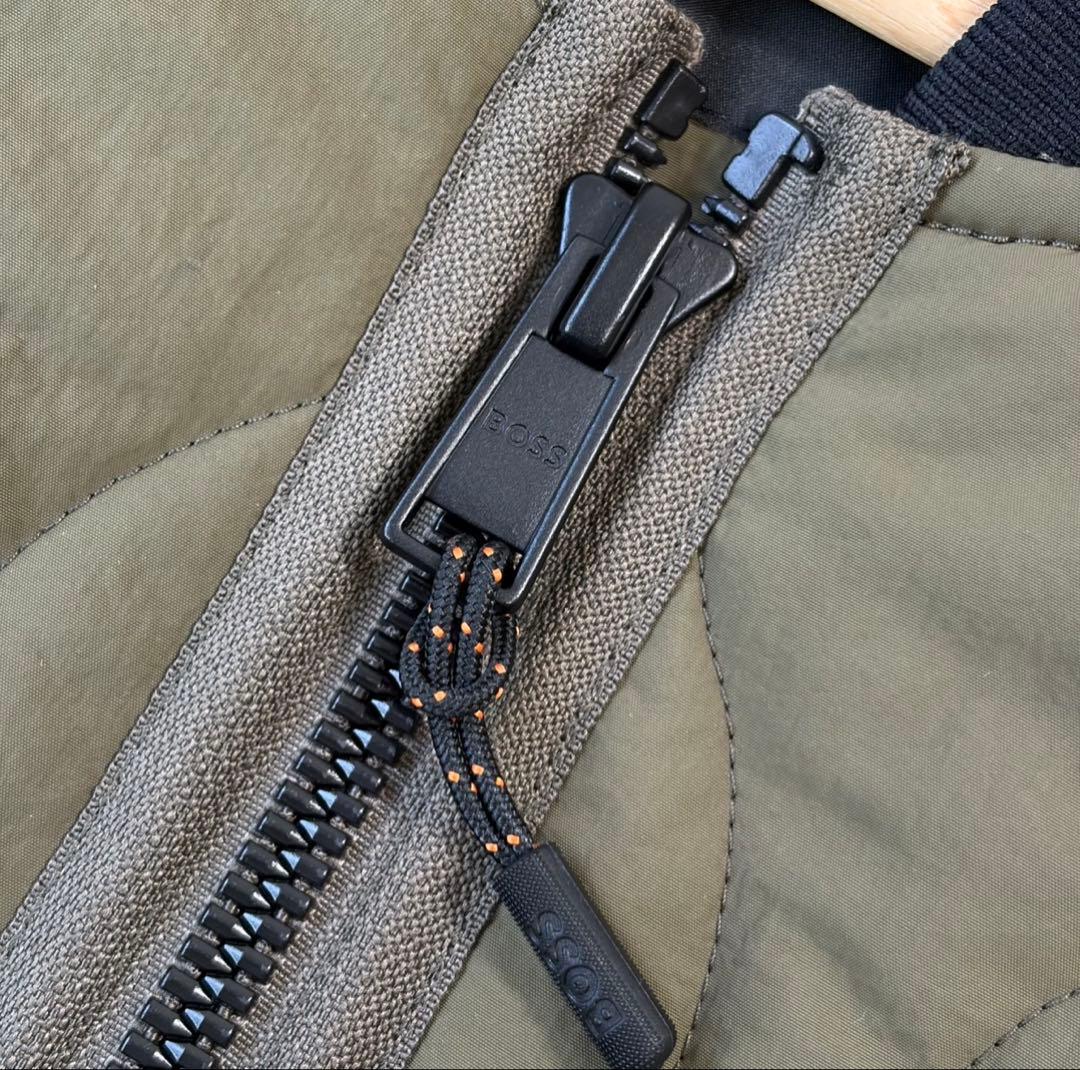 現行/M相当✨HUGO BOSS ヒューゴボス ボンバージャケット キルティング