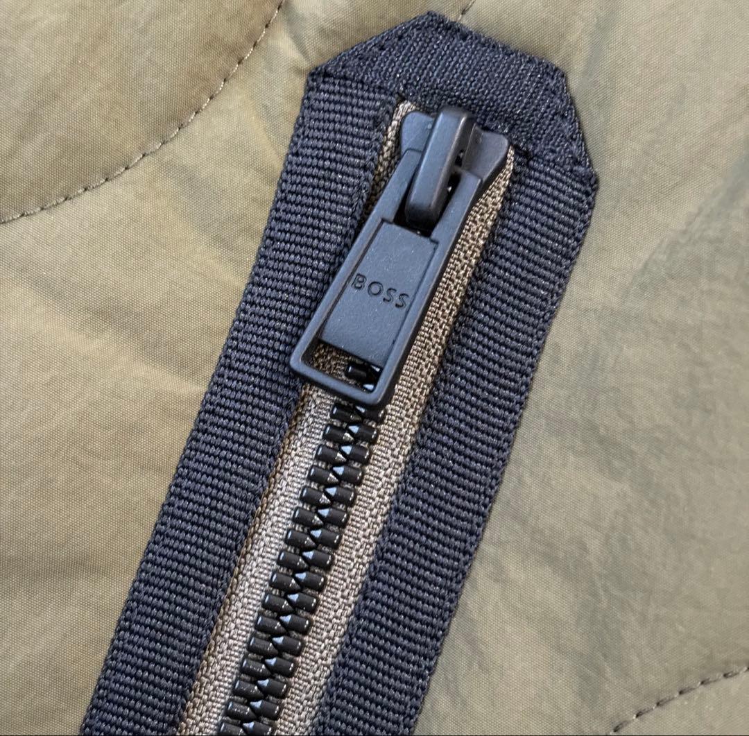 現行/M相当✨HUGO BOSS ヒューゴボス ボンバージャケット キルティング