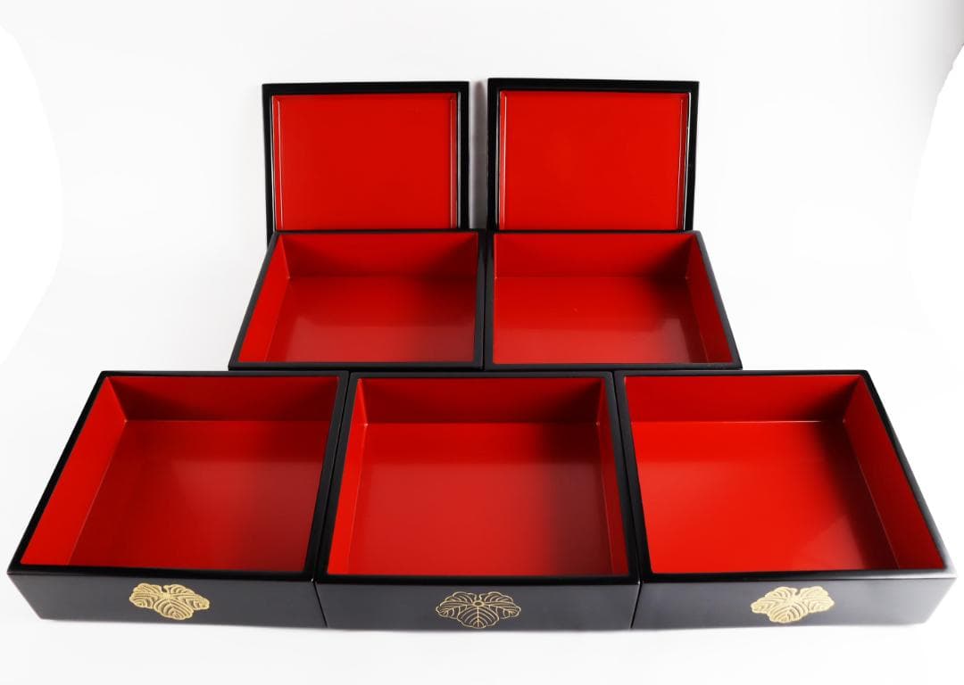 輪島塗 重箱 御重 蔦家紋 蒔絵 木製漆器 木箱