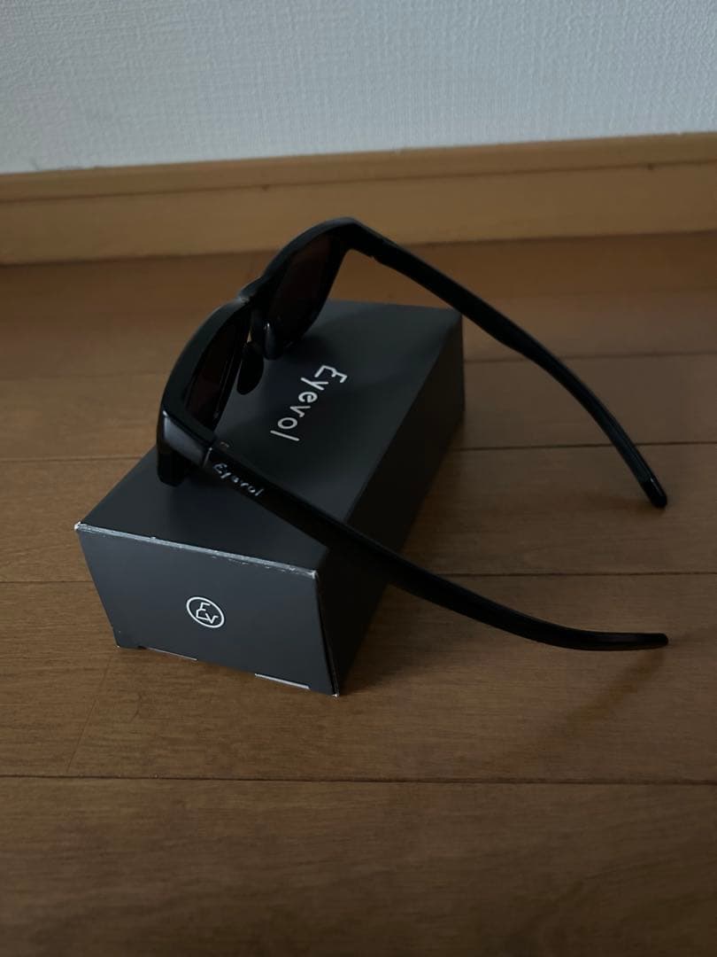 アイヴォル Eyevol SHAW 偏光レンズサングラス