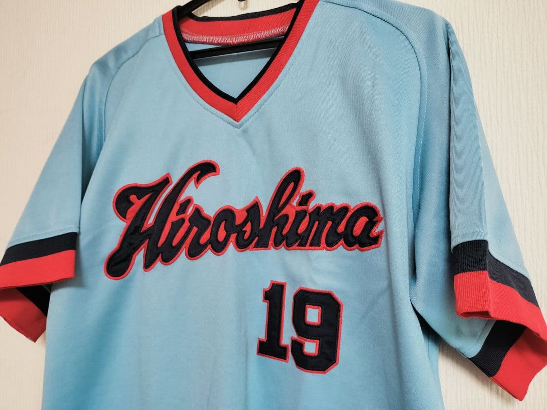 広島東洋カープ／”背番号19” ユニフォーム（サイズ：L／カープオリジナル）