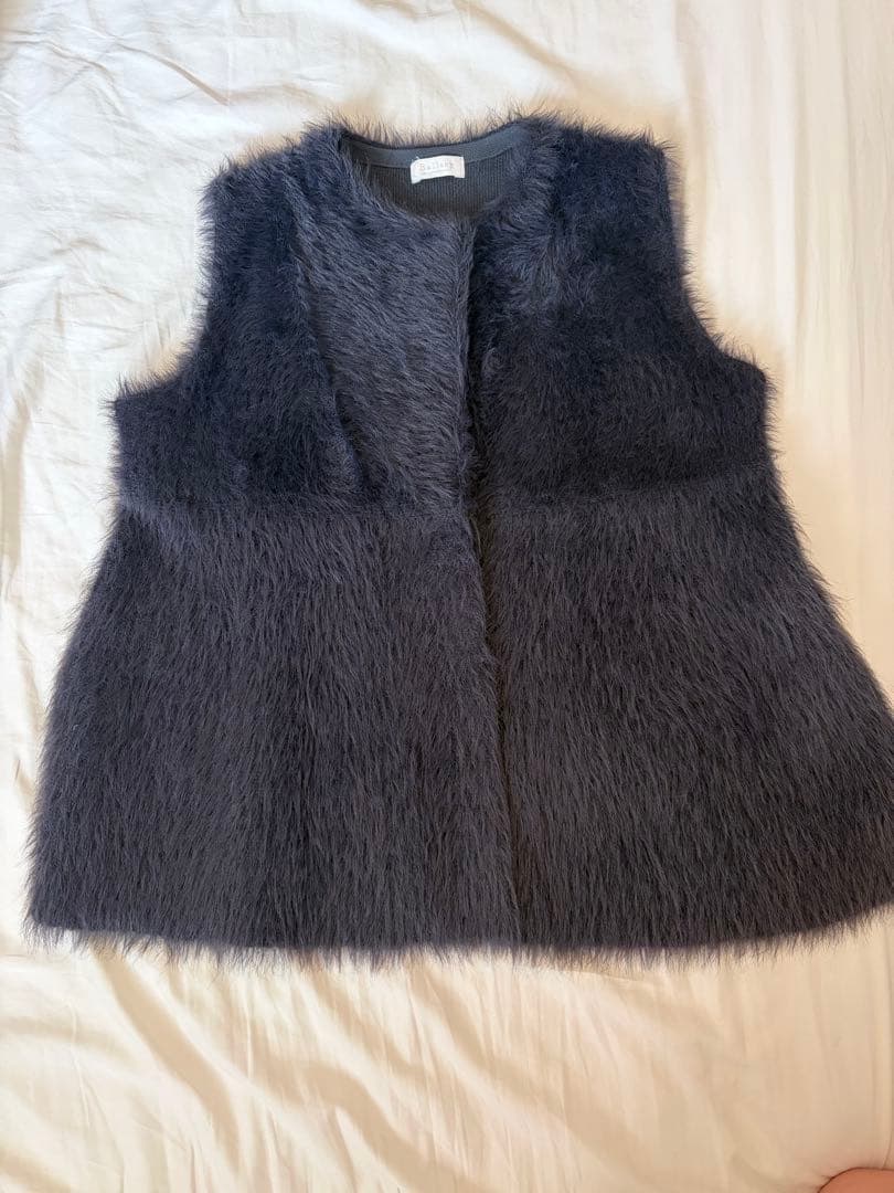 Ballsey フェザーヤーンぺプラムベスト