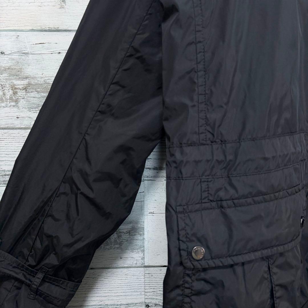 バーバリーロンドン　ナイロンジャケット　フーデッドジャケット　裏地ノバチェック柄