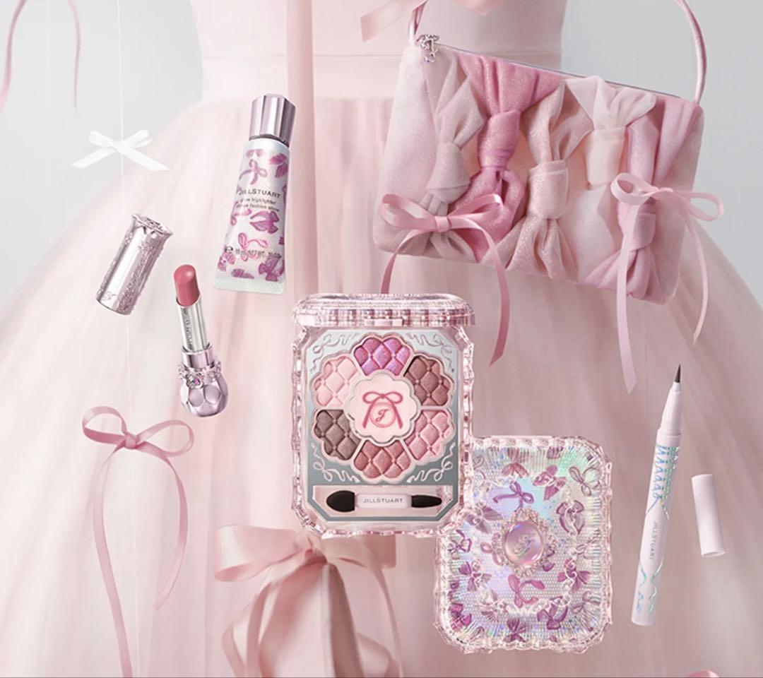 ジルスチュアート クリスマスコフレ 2025 リボンファッションショー コスメ