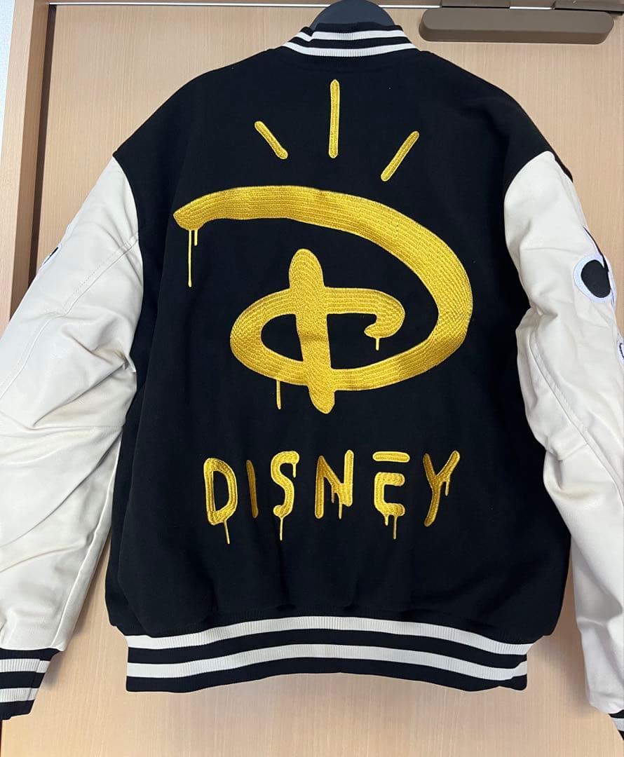 【新品未使用】 ディズニー　スタジャン　Lサイズ