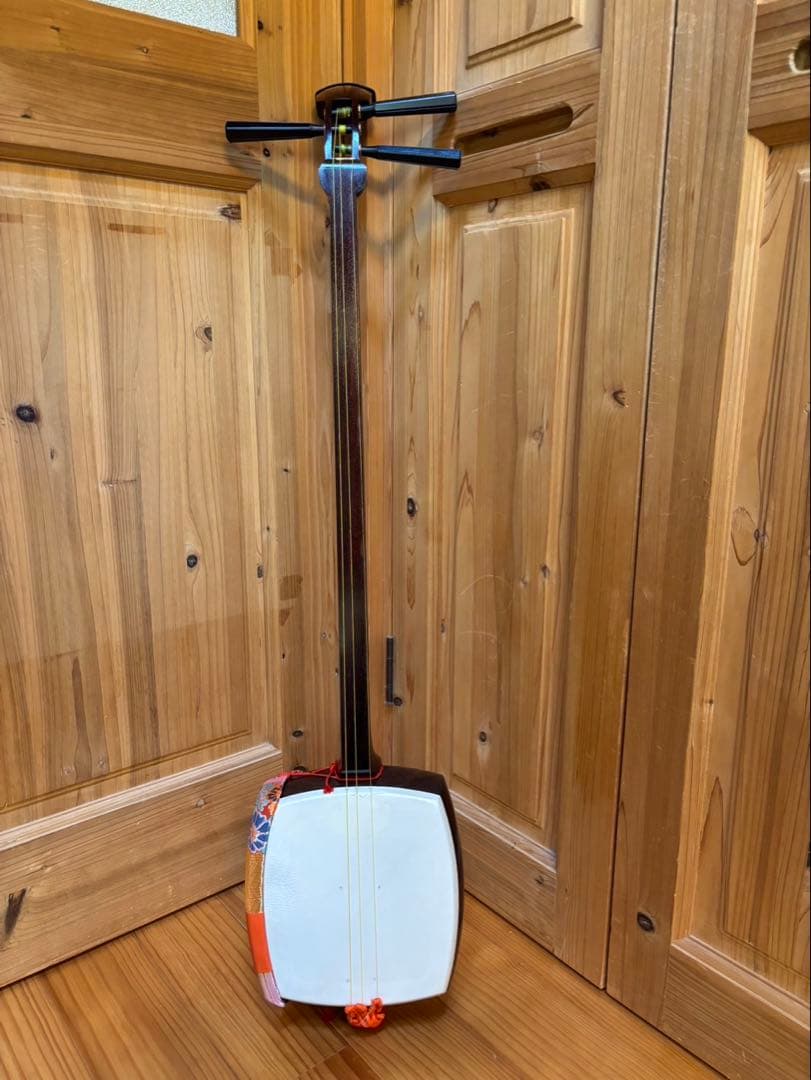 三味線本体・ケース付き