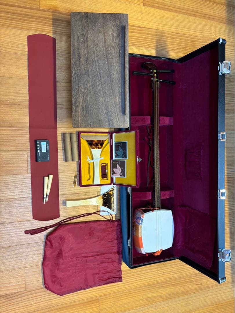 三味線本体・ケース付き