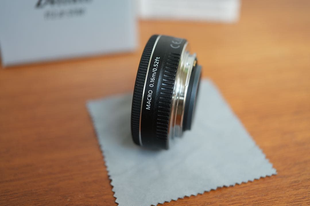 EFS24mm F2.8 STM　キヤノン　単焦点　APS-C対応 　CANON