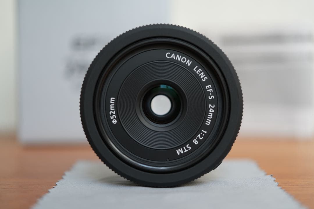 EFS24mm F2.8 STM　キヤノン　単焦点　APS-C対応 　CANON