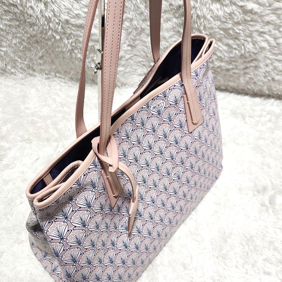 美品 大容量 A4収納可 LIBERTY マールボロ トートバッグ アイフィス