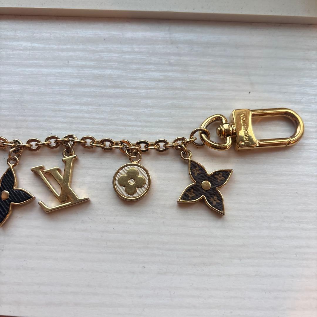 N*P様 VUITTON バックチェーンチャーム 箱あり