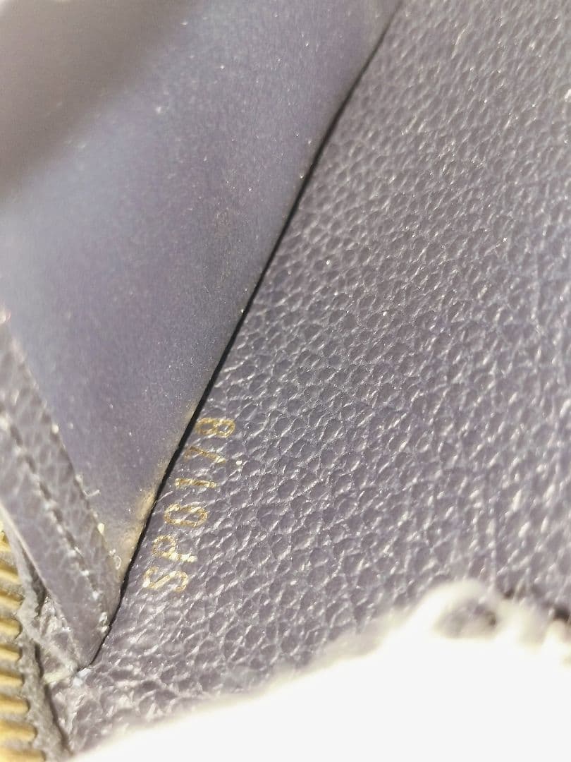 ルイヴィトン モノグラム アンプラント ジッピーウォレット 長財布　M62121