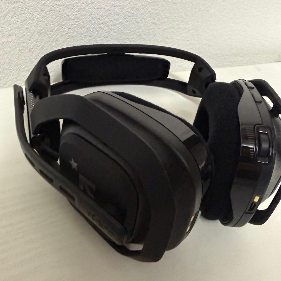 極美品 ASTRO A50 ワイヤレスヘッドセット + ベースステーション