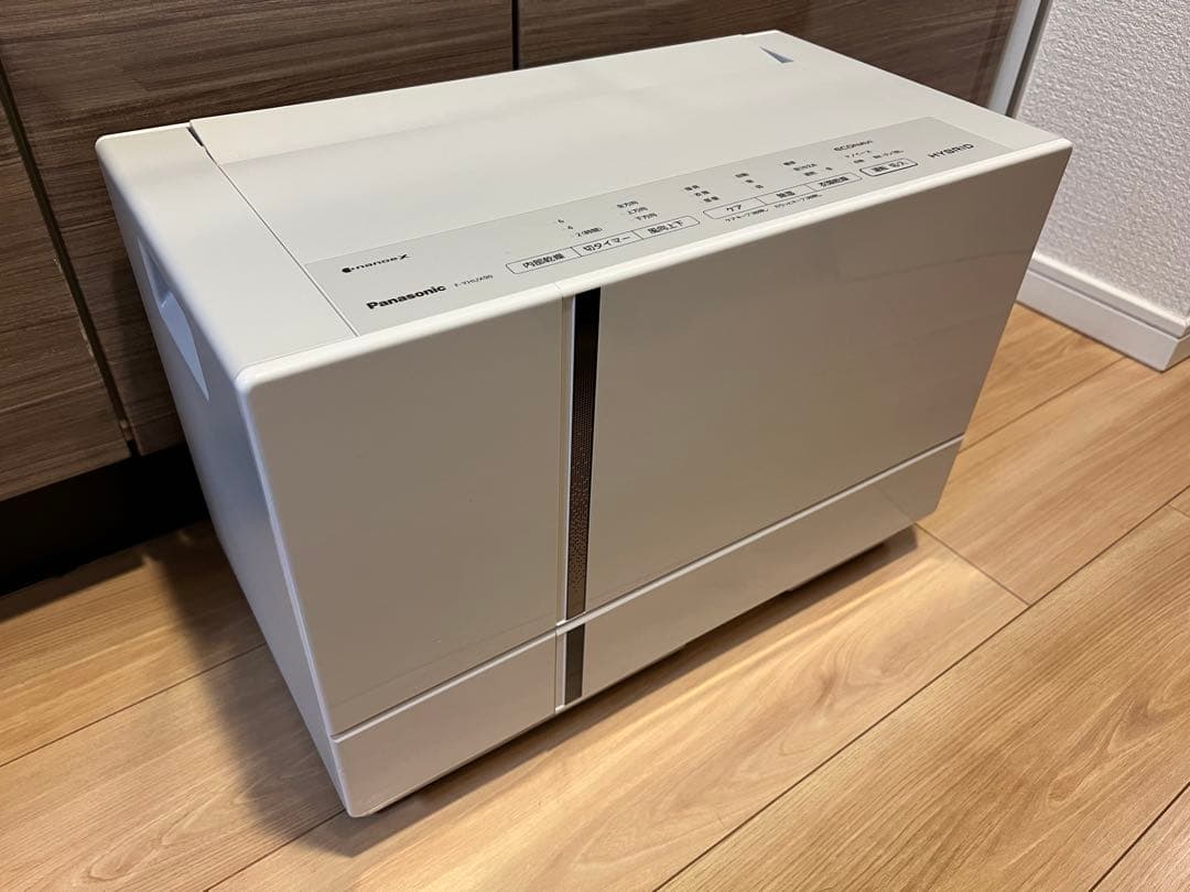 モン【説明書付き】21年製Panasonic 除湿機 [F-YHUX90]