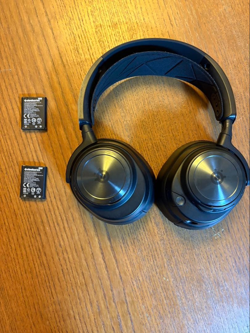 ヘッドホン SteelSeries Arctis Pro Wireless