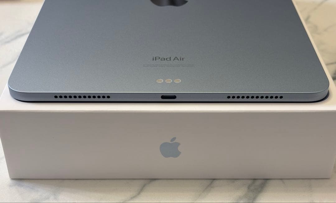 iPad Air M2 11インチ キーボードケース付